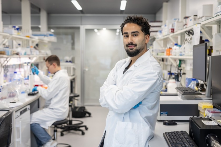 Issam Senoussi, primo autore dello studio pubblicato dalla rivista scientifica Nature Communications (foto di Chiara Micci/Garbani)